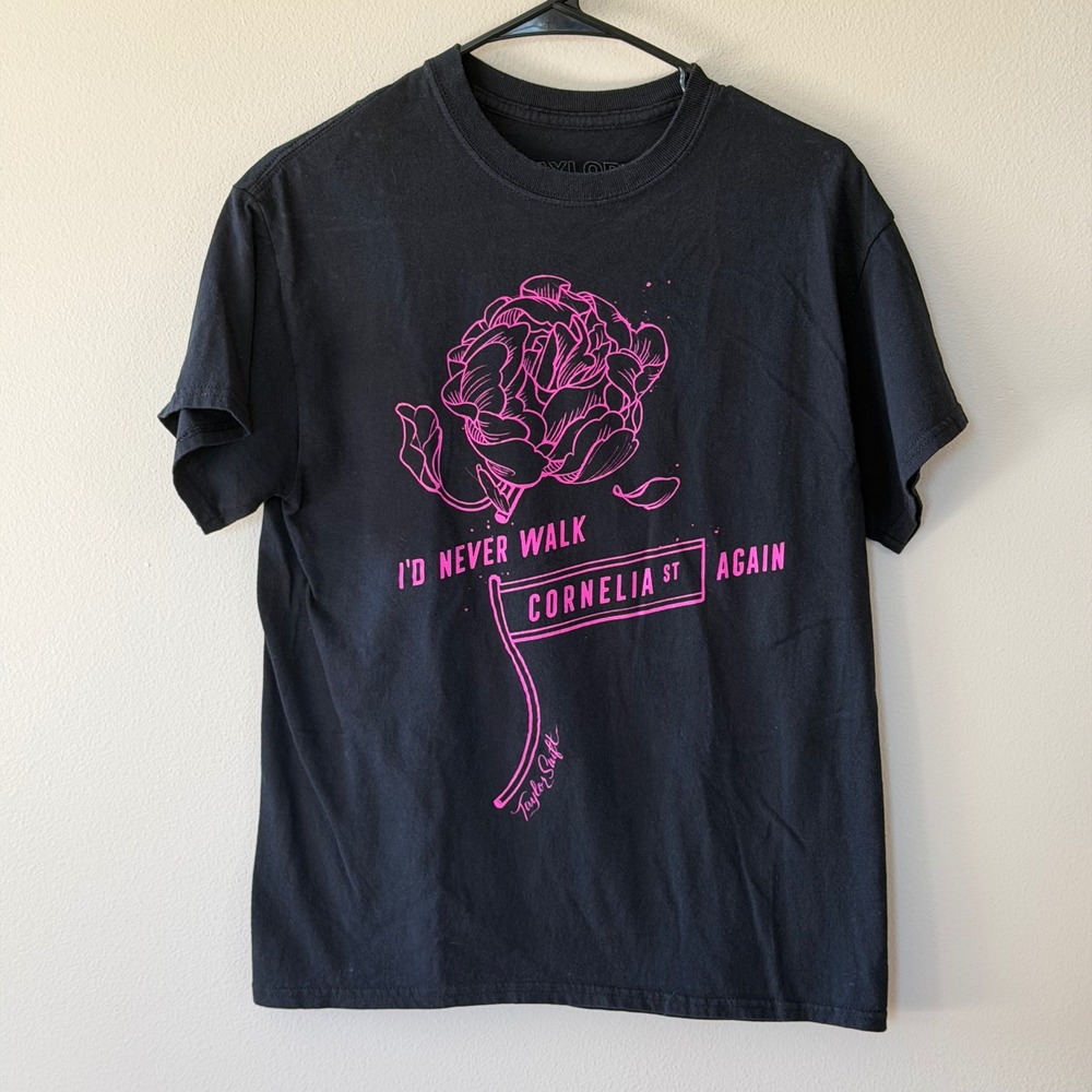 Taylor Swift Lover Cornelia Street Short Sleeve Shirt Black Pink Medium